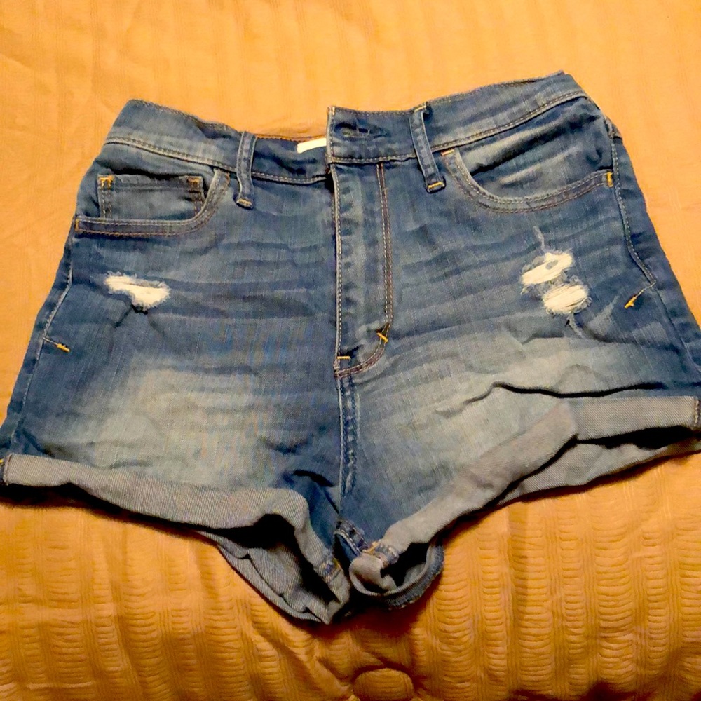 Hollister shorts size 3